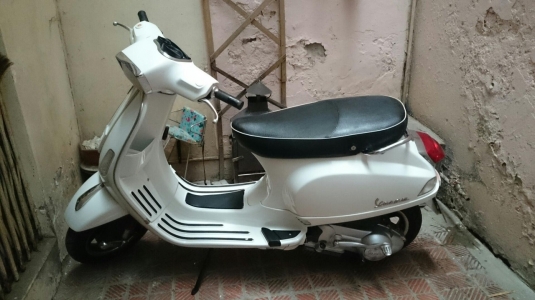 Bán Vespa S màu trắng